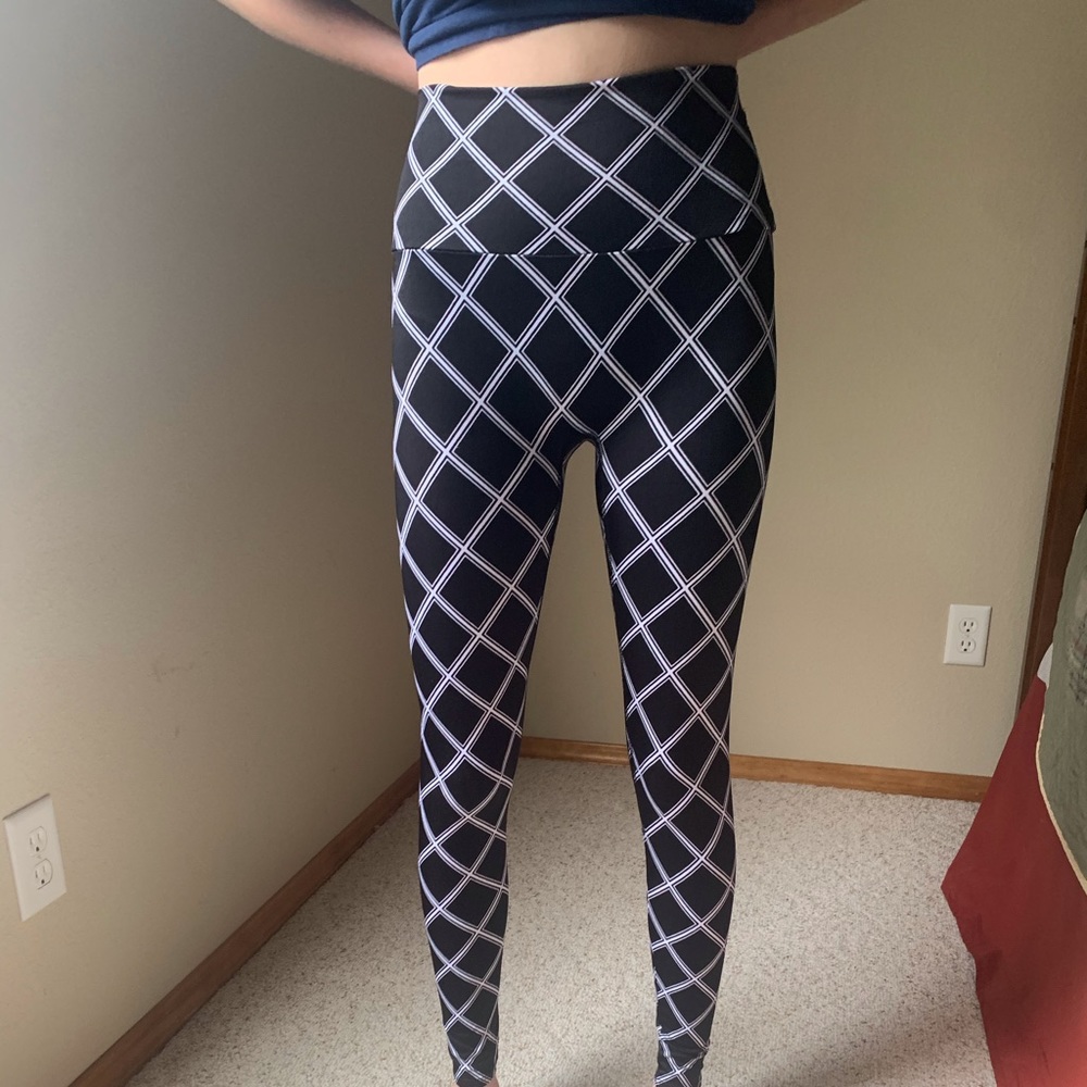 K-Deer black and white leggings